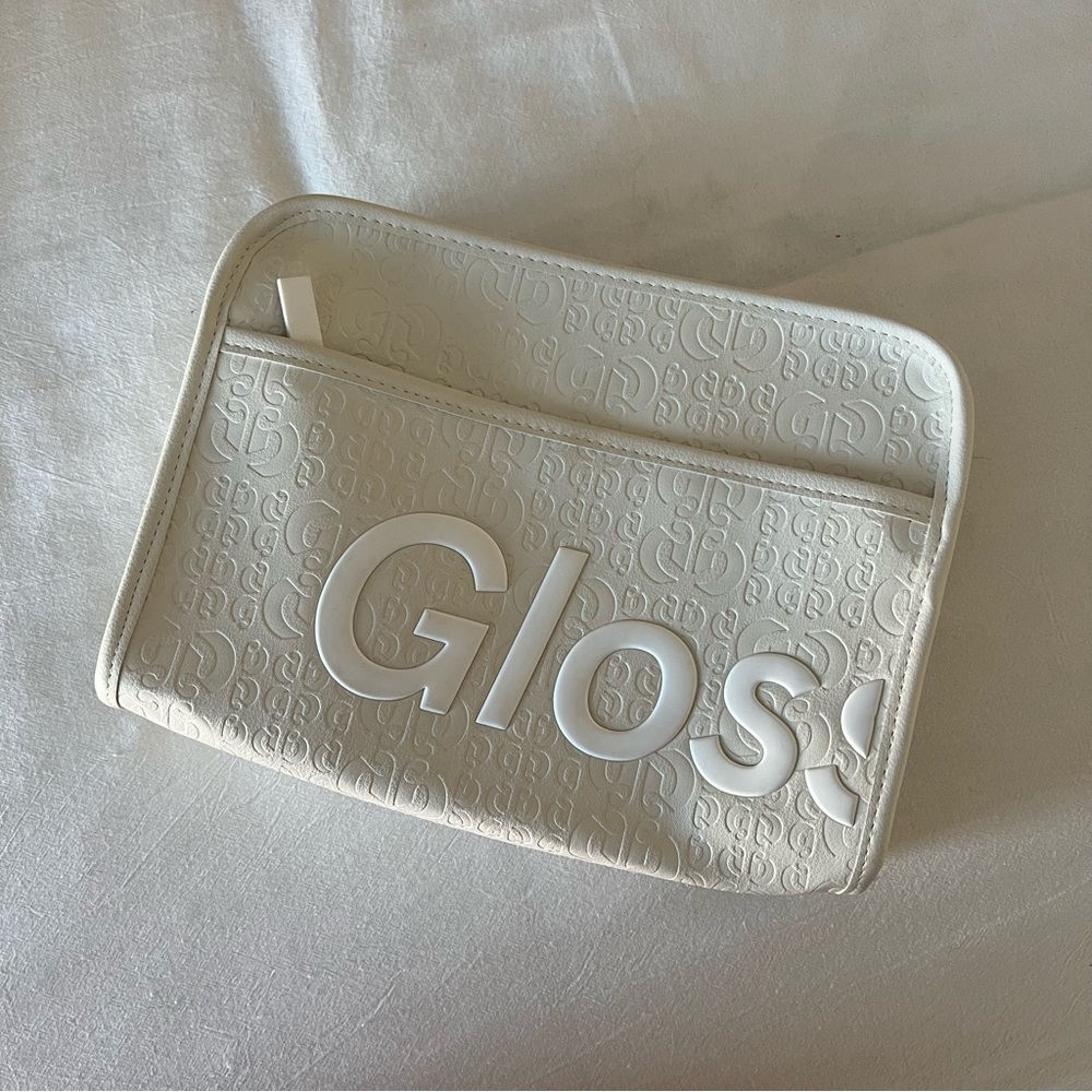 Limited edition holiday ‘21 white glossier beauty bag